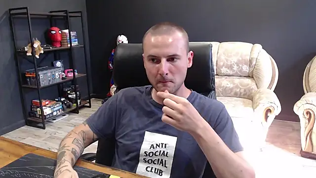 MihasikD online show from 07-07-26, 01:03