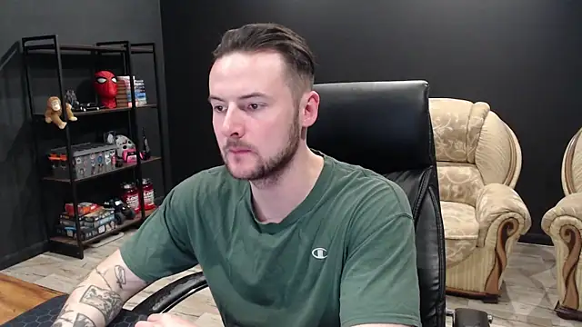 Snapshot of MihasikD chatting on 02-16-26, 10:58 MihasikD online show from 02-16-26, 10:58