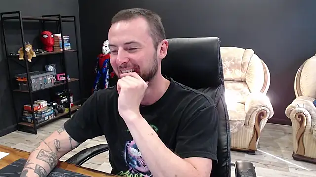 MihasikD online show from 05-20-26, 01:41