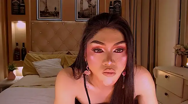 Snapshot of YOUR_DREAMWIFE chatting on 02-19-25, 07:26 YOUR DREAMWIFE online show from 02-19-25, 07:26