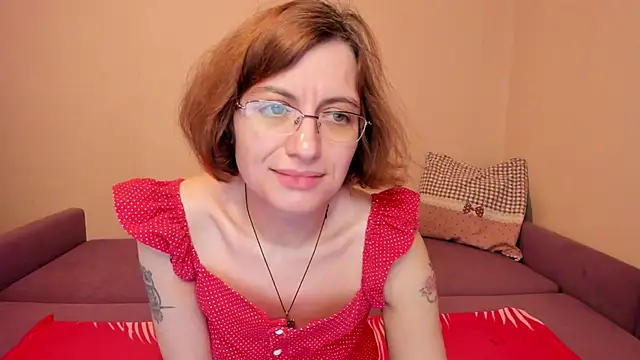 Snapshot of MarilynDream chatting on 01-17-26, 12:48 MarilynDream online show from 01-17-26, 12:48