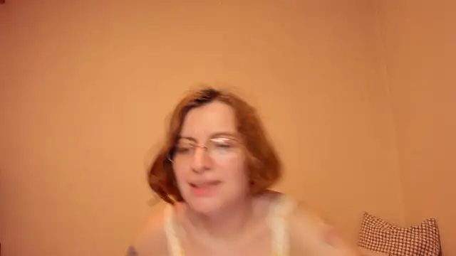 Snapshot of MarilynDream chatting on 06-14-26, 09:05 MarilynDream online show from 06-14-26, 09:05
