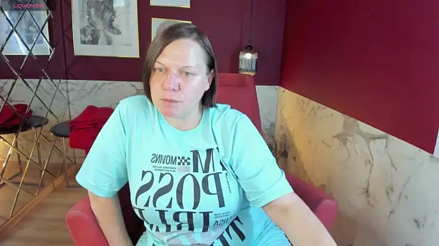 Snapshot of KellyPerfection chatting on 07-18-26, 06:00 KellyPerfection online show from 07-18-26, 06:00