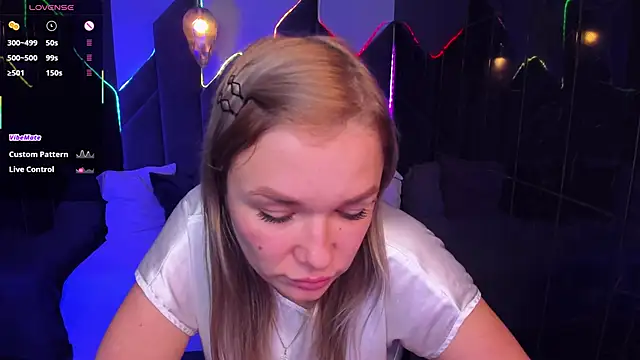 BellaDreamy online show from 11-13-25, 05:50