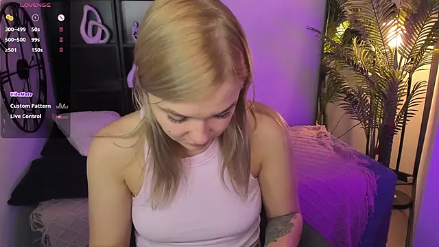 BellaDreamy online show from 11-30-25, 09:21