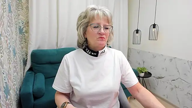 EvelynJoyful online show from 03-17-26, 05:10