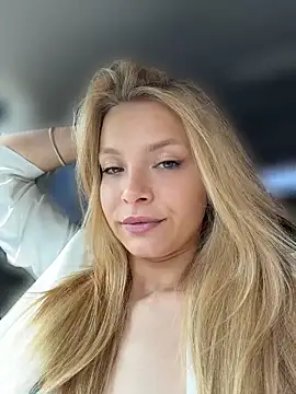 AnastasiaAniess online show from 05-15-26, 02:04