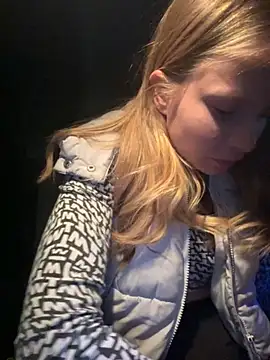 Snapshot of AnastasiaAniess chatting on 10-17-25, 06:53 AnastasiaAniess online show from 10-17-25, 06:53