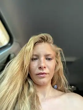 Snapshot of AnastasiaAniess chatting on 07-05-26, 03:19 AnastasiaAniess online show from 07-05-26, 03:19