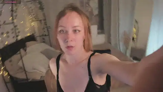 LilianKroft online show from 06-03-26, 12:28