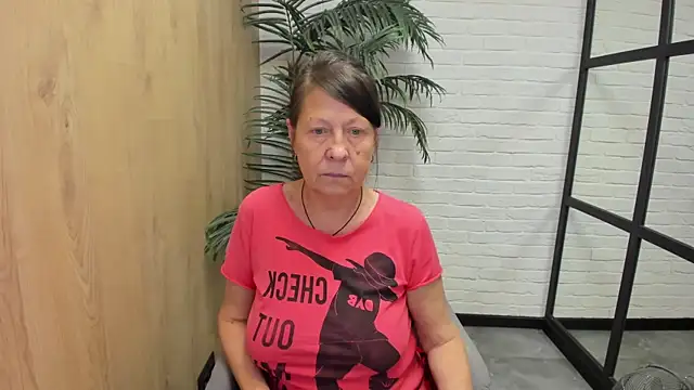 LindaPassionate online show from 09-19-25, 01:15