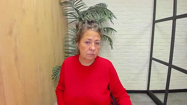 LindaPassionate online show from 09-27-25, 05:13