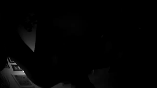 Snapshot of tctwo chatting on 10-28-25, 10:47 tctwo online show from 10-28-25, 10:47