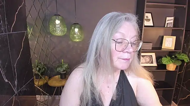 NataliMellow online show from 05-11-26, 02:45