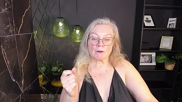 NataliMellow online show from 12-21-25, 01:13