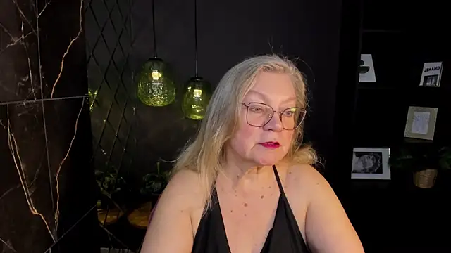 NataliMellow online show from 11-22-25, 01:10