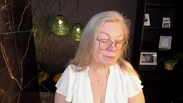 NataliMellow online show from 02-15-26, 01:10