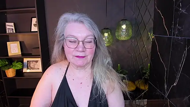 NataliMellow online show from 04-14-26, 01:27