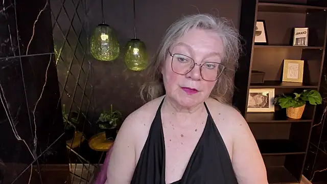NataliMellow online show from 05-17-26, 01:11