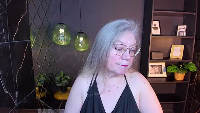 NataliMellow online show from 05-06-26, 01:04