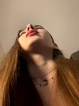 Snapshot of so_cutes chatting on 11-16-25, 06:45 so cutes online show from 11-16-25, 06:45