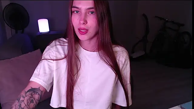 Snapshot of so_cutes chatting on 10-06-25, 12:17 so cutes online show from 10-06-25, 12:17