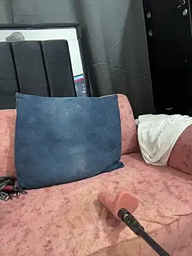 halana squirts online show from 02-05-26, 03:35