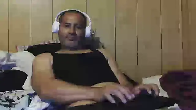 dantehot2020 online show from 10-16-25, 11:46