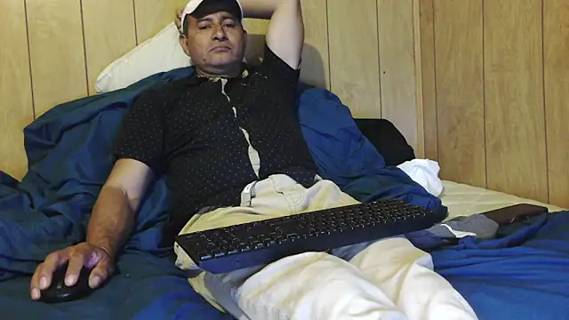 dantehot2020 online show from 11-10-25, 02:16