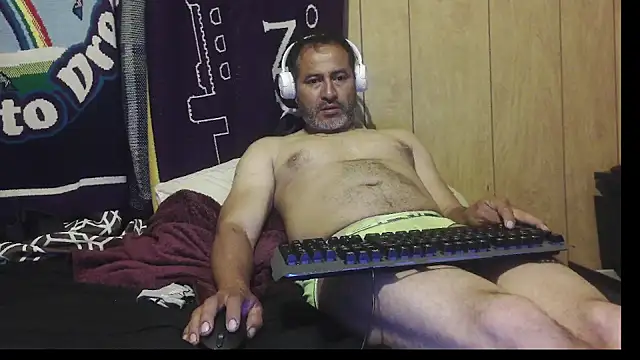 dantehot2020 online show from 04-24-26, 03:30