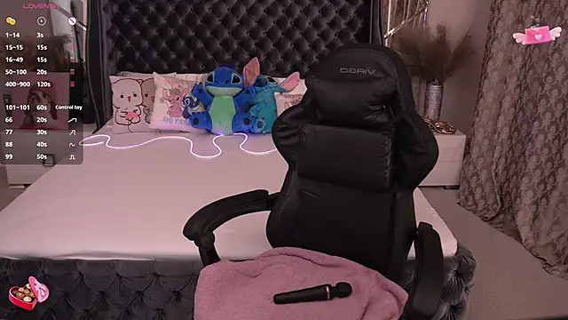 FoxyShy online show from 09-27-25, 05:46