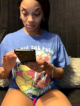 Rakiyahcharms online show from 10-31-25, 09:50