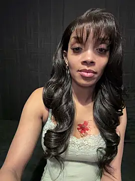 Snapshot of Rakiyahcharms chatting on 02-28-26, 06:46 Rakiyahcharms online show from 02-28-26, 06:46