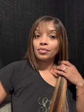 Rakiyahcharms online show from 09-19-25, 06:01