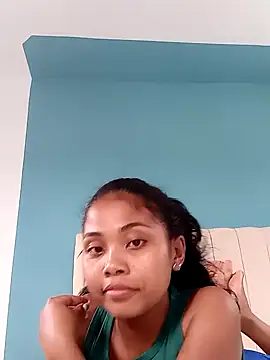 Snapshot of naya86 chatting on 02-18-25, 12:28 naya86 online show from 02-18-25, 12:28