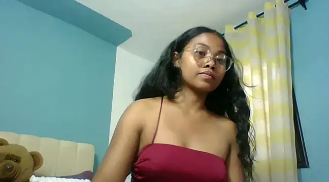 Snapshot of naya86 chatting on 02-28-25, 06:43 naya86 online show from 02-28-25, 06:43