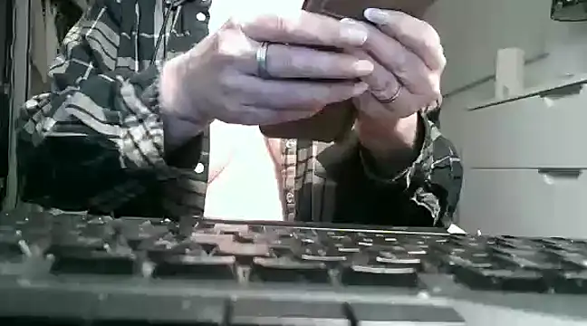 heidi60 online show from 02-13-25, 07:45