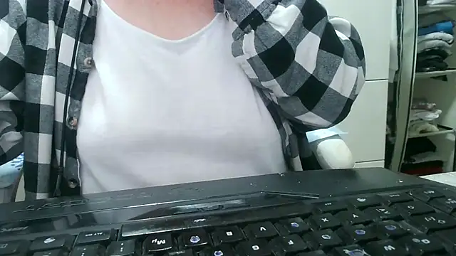 heidi60 online show from 10-10-25, 06:42