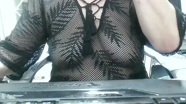 heidi60 online show from 11-16-25, 09:47