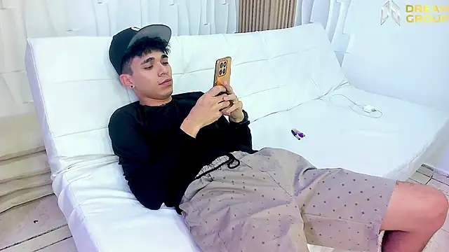 AmazingPartys online show from 02-20-26, 02:41