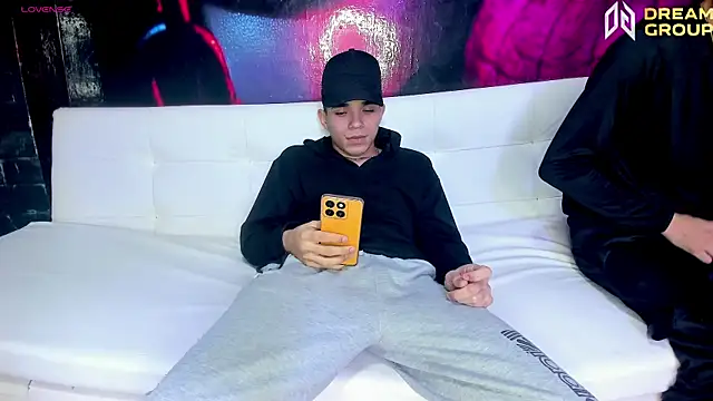 AmazingPartys online show from 01-11-26, 03:13