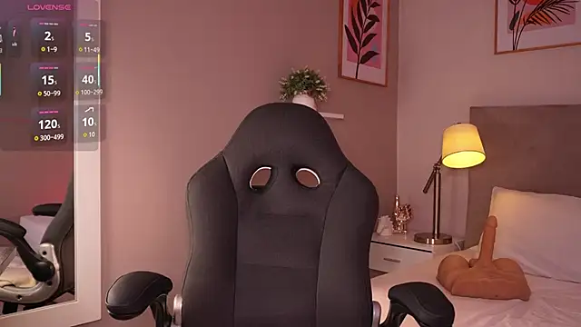 cinnamon afrodit online show from 11-16-25, 12:54