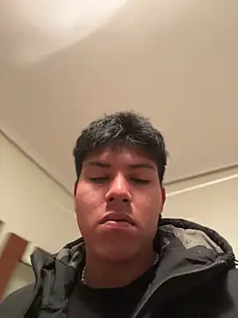 Snapshot of mikeeeeeell chatting on 03-13-26, 09:53 mikeeeeeell online show from 03-13-26, 09:53