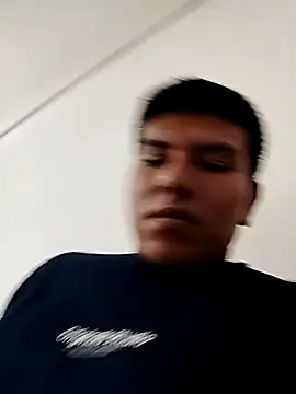 Snapshot of mikeeeeeell chatting on 10-24-25, 09:47 mikeeeeeell online show from 10-24-25, 09:47