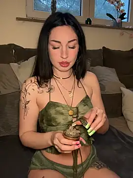 Estherjizz online show from 03-28-26, 05:58