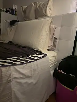 Snapshot of Wet-Pussycat chatting on 12-25-24, 02:14 Wet-Pussycat online show from 12-25-24, 02:14