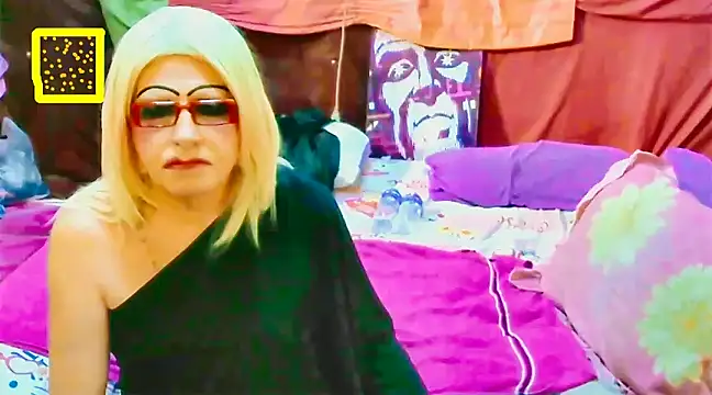 Goldeena online show from 03-09-25, 10:41