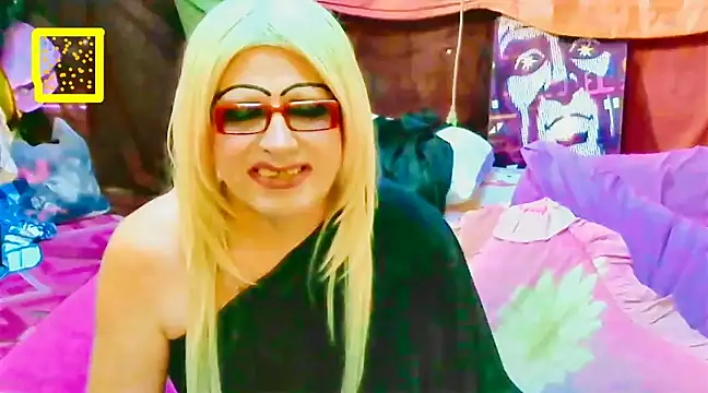 Goldeena online show from 03-10-25, 04:49