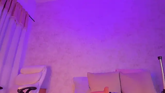 cristinapuerta  online show from 02-28-26, 11:43