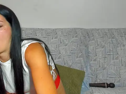 GlamourousKassy online show from 09-17-25, 05:37